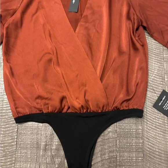 Lulu's Terracotta and Black Bodysuit size M - Picture 4 of 5